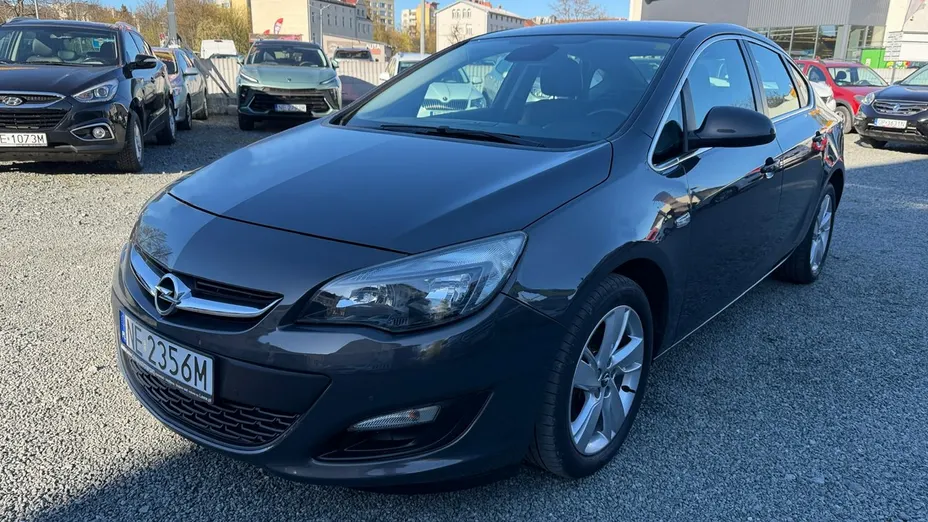 OPEL Astra -