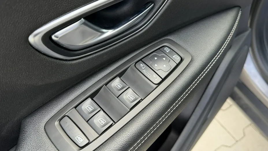 RENAULT Scenic -
