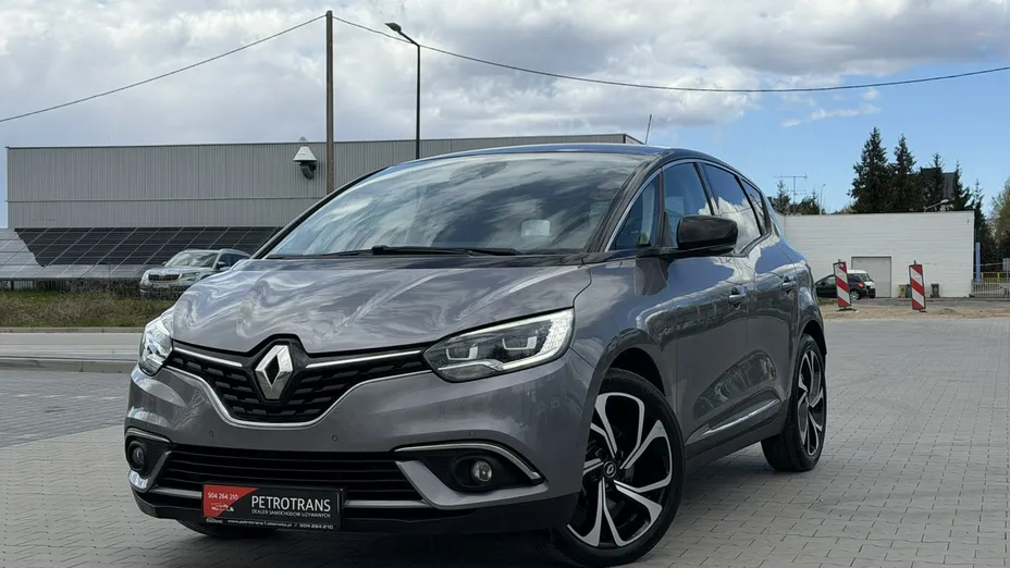 RENAULT Scenic -