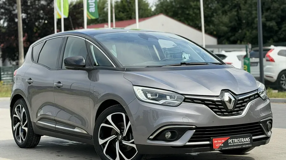 RENAULT Scenic -