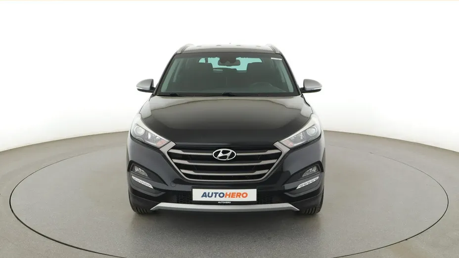 HYUNDAI Tucson -