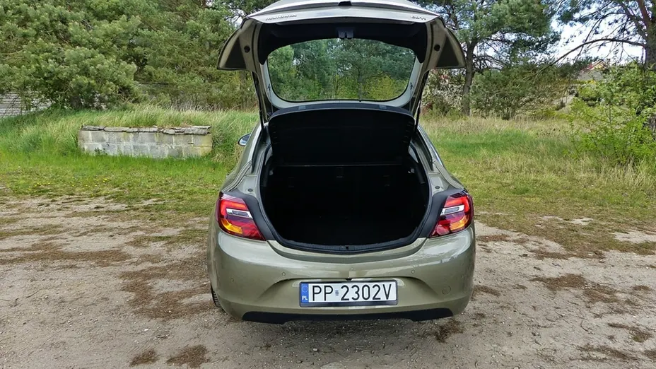 OPEL Insignia -