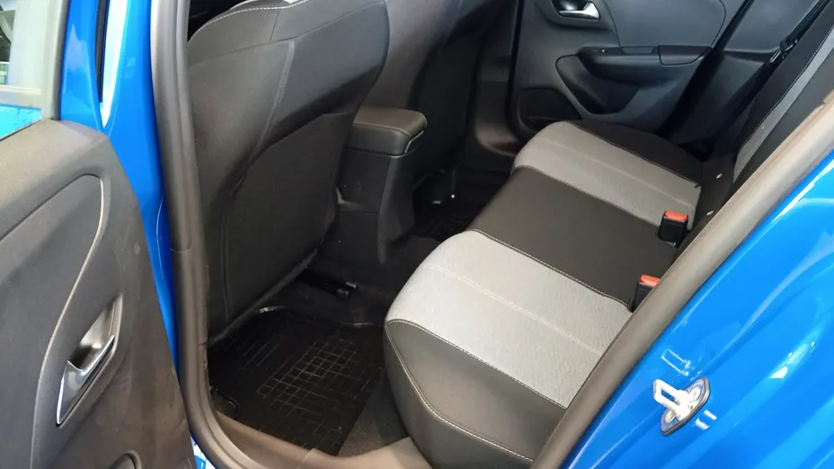 OPEL Corsa -