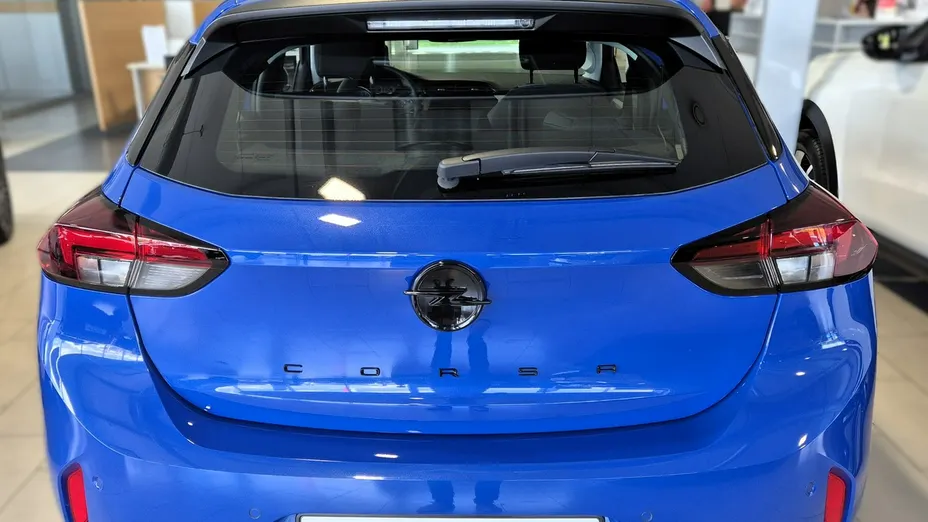 OPEL Corsa -