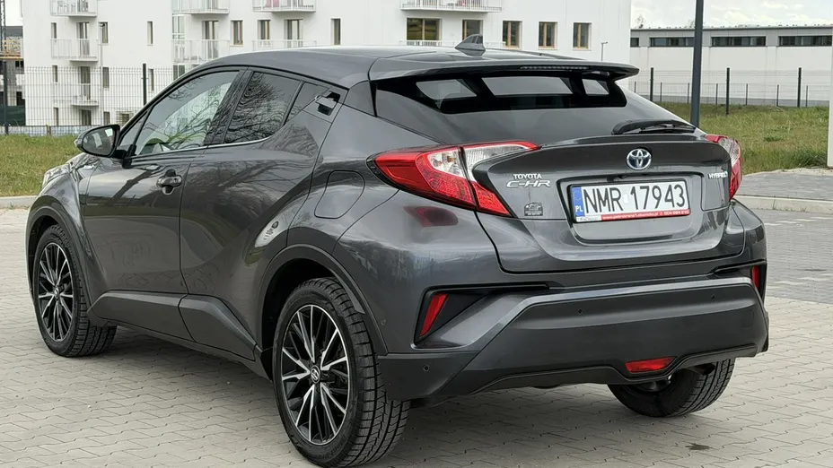 TOYOTA C-HR -