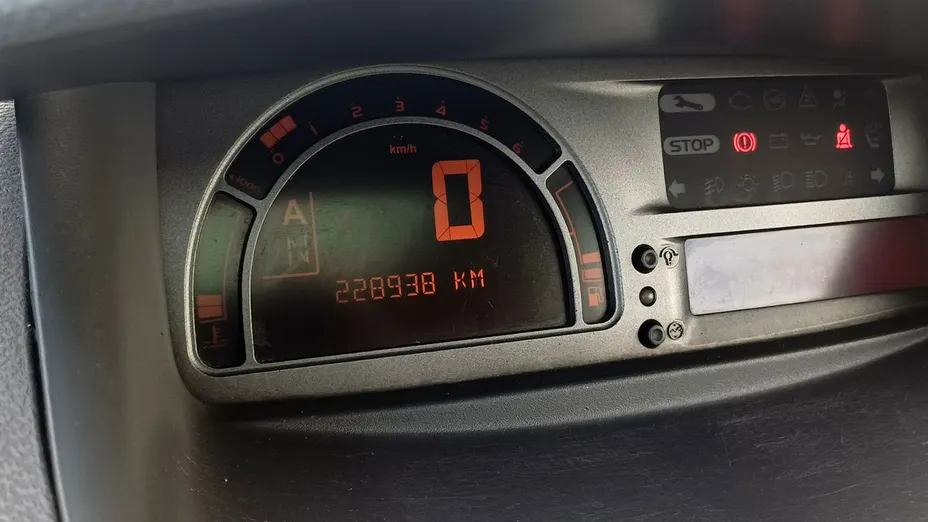 RENAULT Modus -