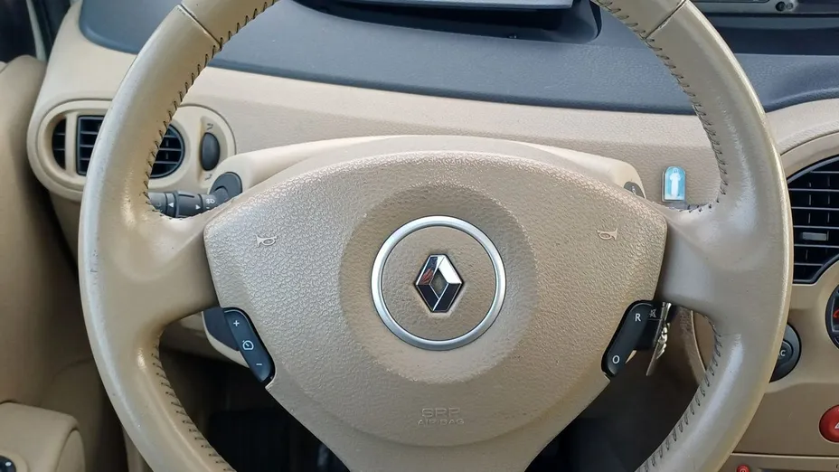 RENAULT Modus -