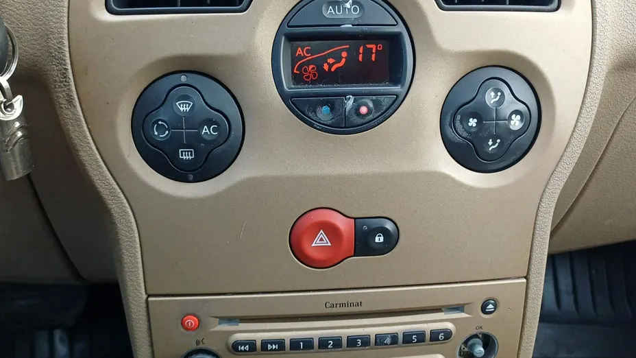 RENAULT Modus -