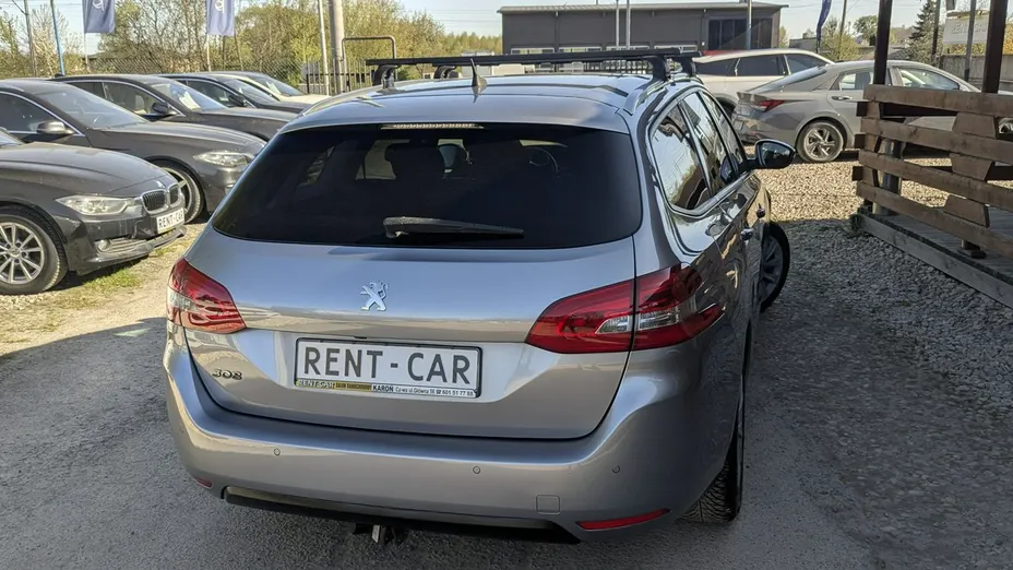 PEUGEOT 308 -