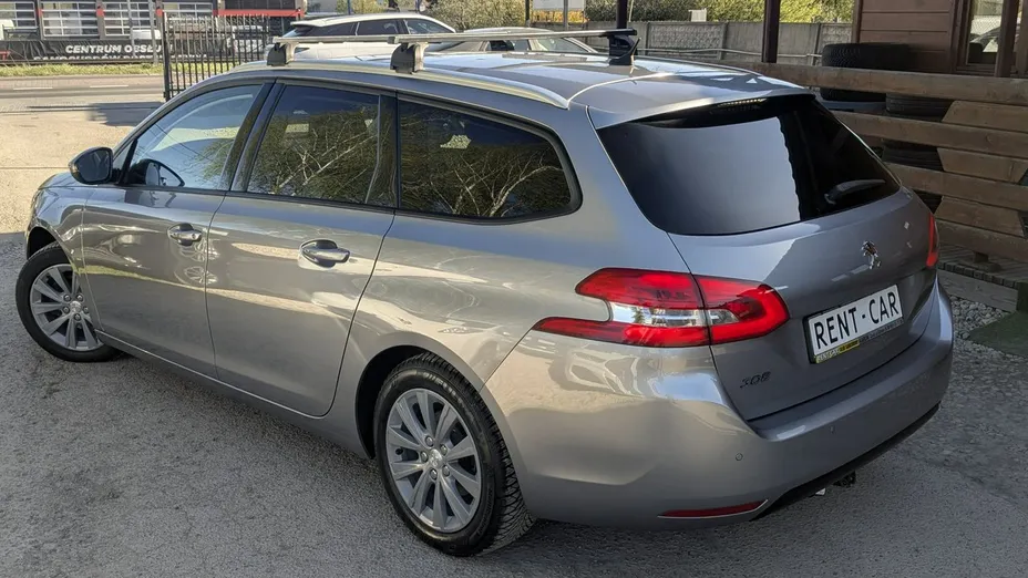 PEUGEOT 308 -
