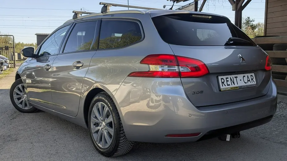 PEUGEOT 308 -