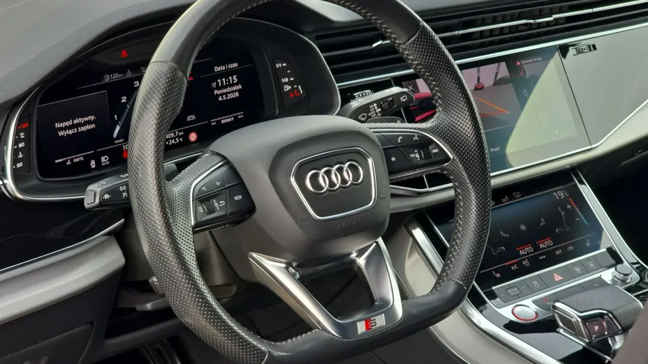 AUDI SQ7 -
