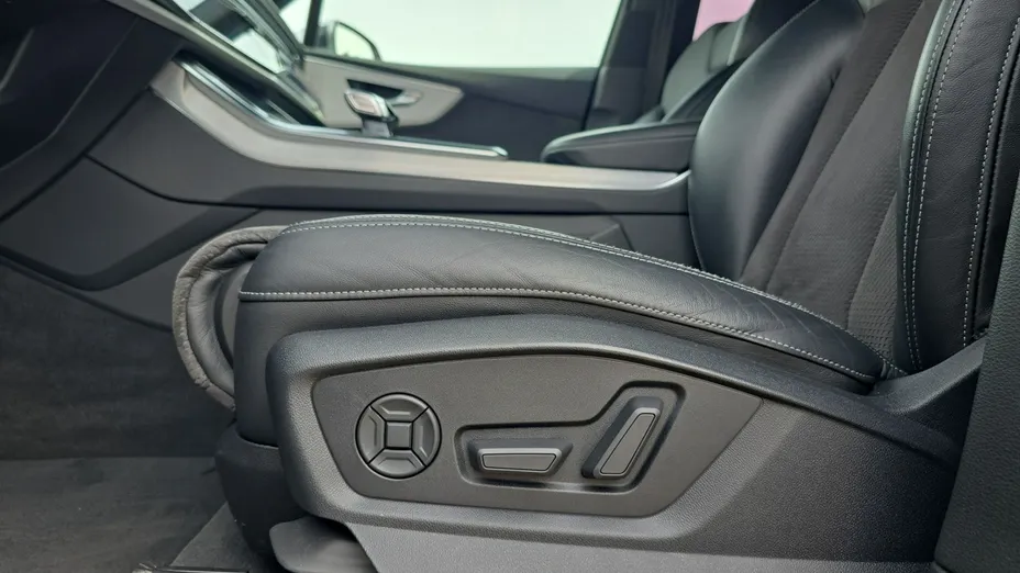 AUDI SQ7 -