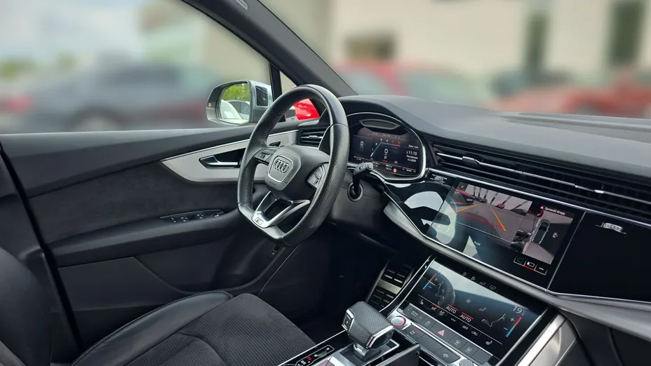 AUDI SQ7 -
