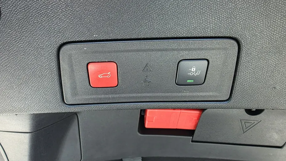 PEUGEOT 508 -
