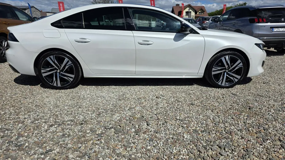 PEUGEOT 508 -