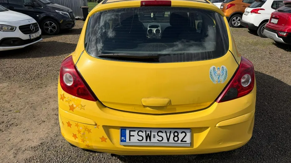 OPEL Corsa -