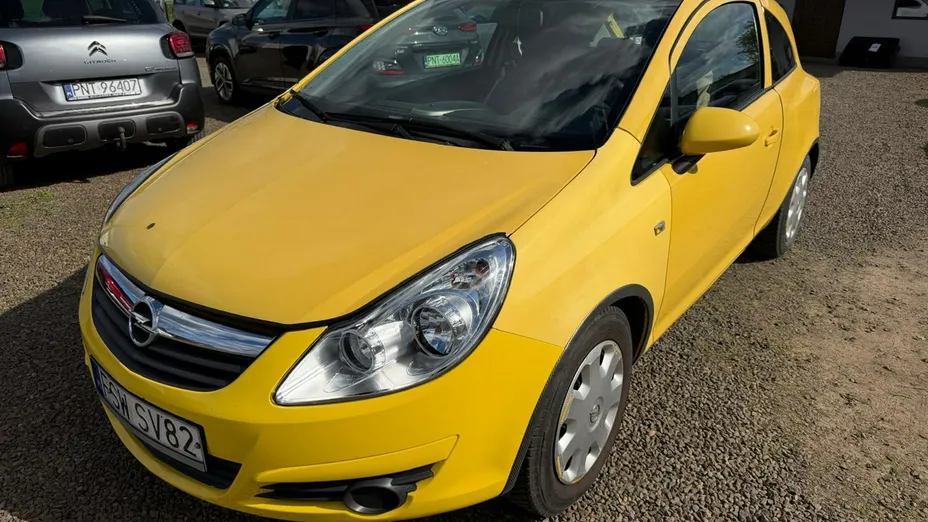 OPEL Corsa -