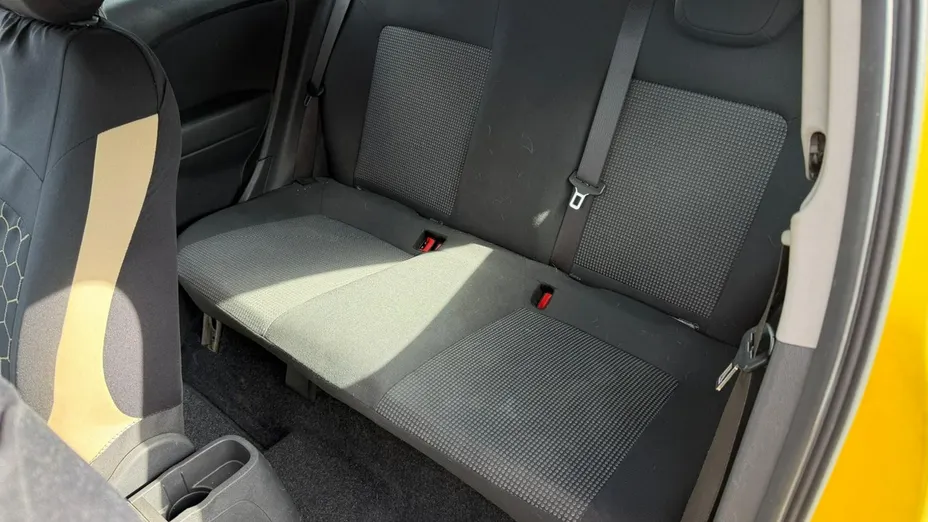 OPEL Corsa -