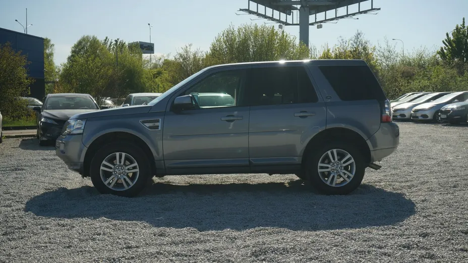 LAND ROVER Freelander -