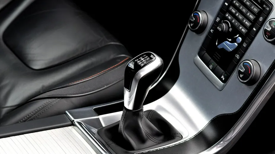 VOLVO XC60 -
