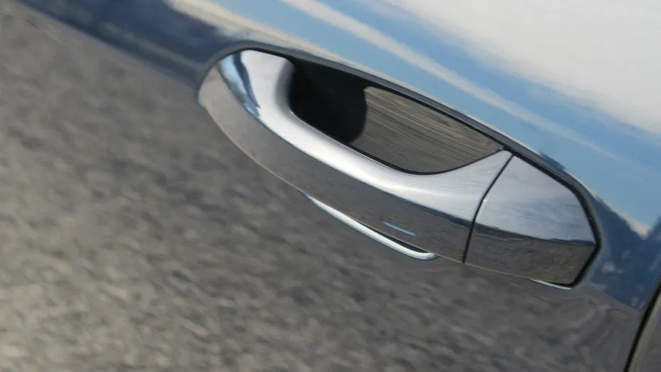 AUDI A6 -