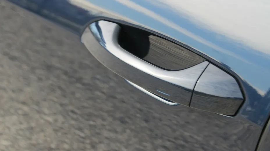 AUDI A6 -