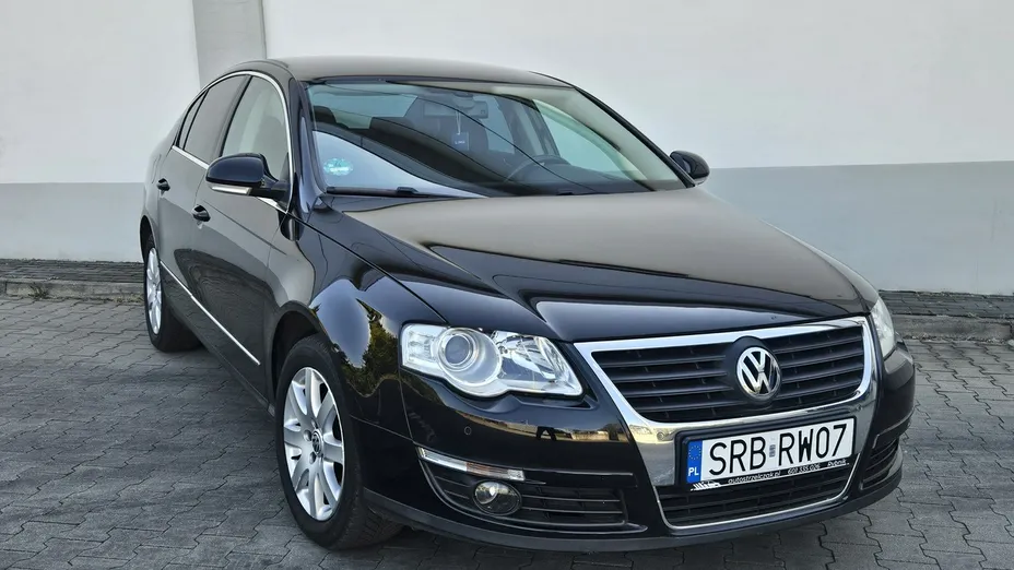 VOLKSWAGEN Passat -