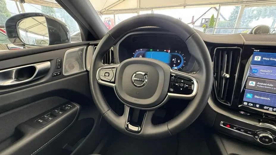 VOLVO XC60 -