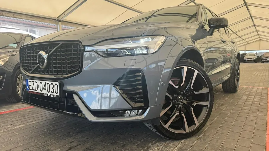 VOLVO XC60 -