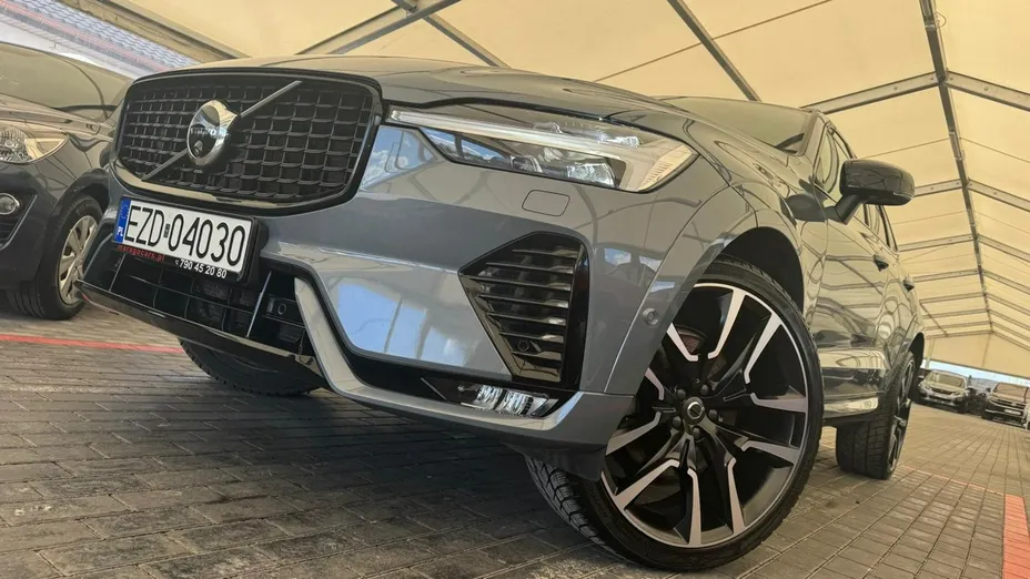 VOLVO XC60 -
