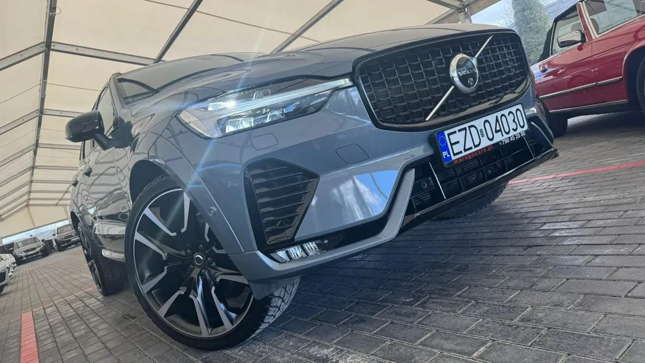 VOLVO XC60 -