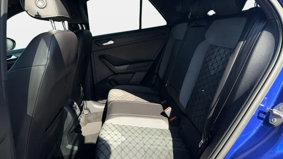 VOLKSWAGEN T-ROC -