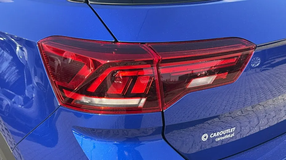 VOLKSWAGEN T-ROC -