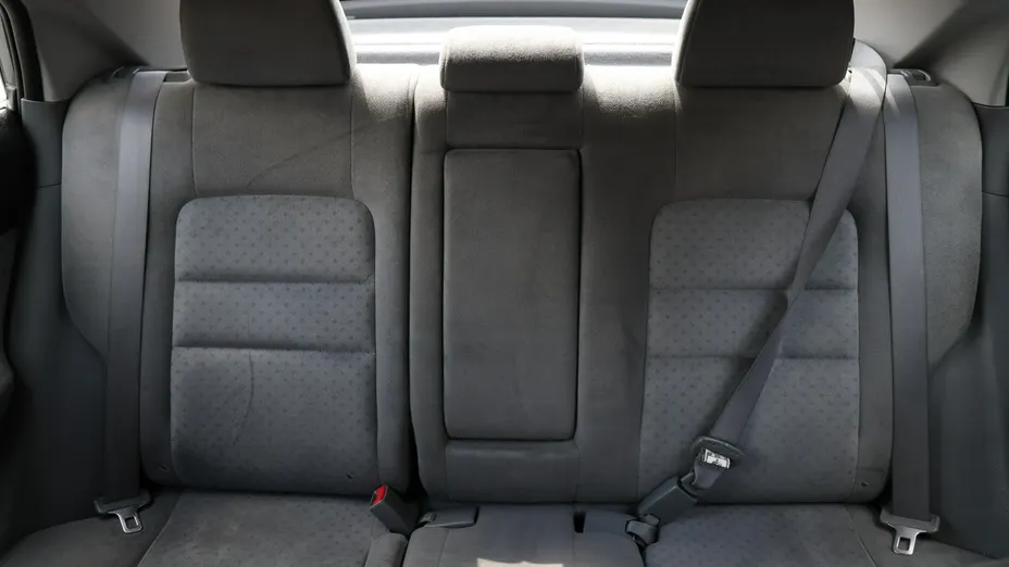 MAZDA 6 -