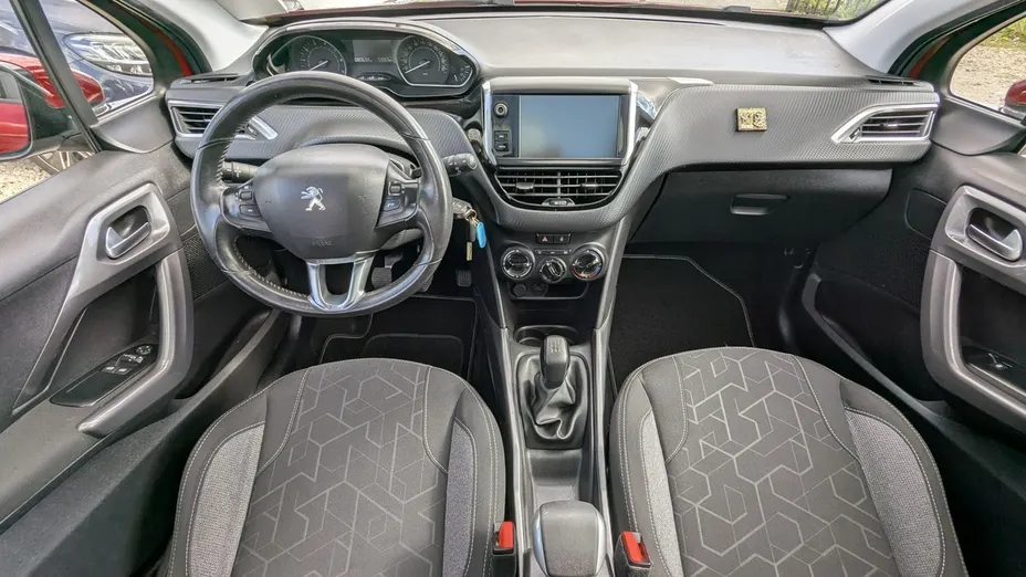 PEUGEOT 2008 -