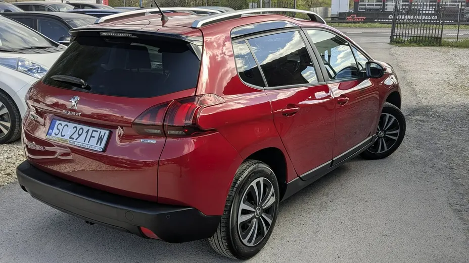 PEUGEOT 2008 -