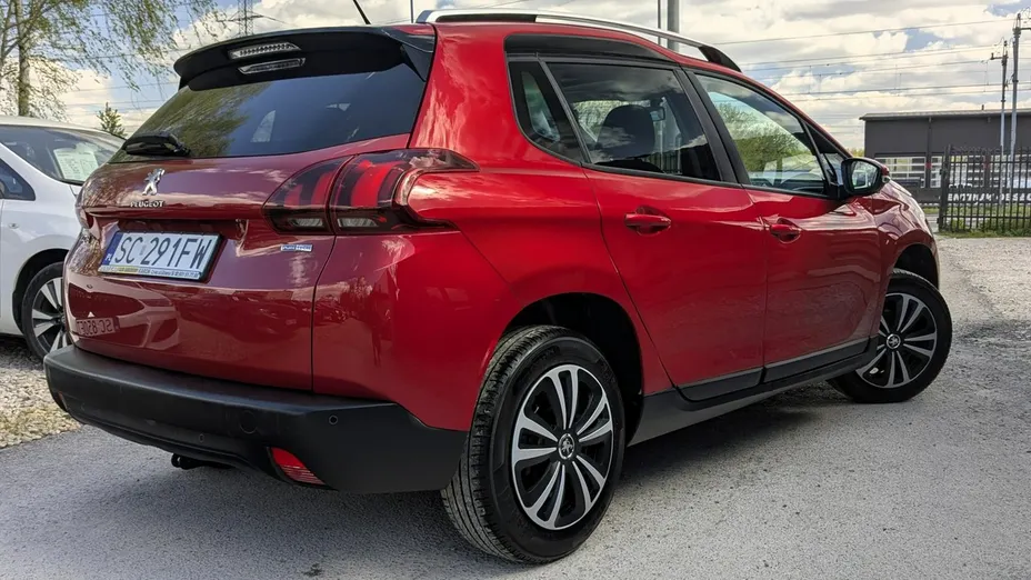 PEUGEOT 2008 -
