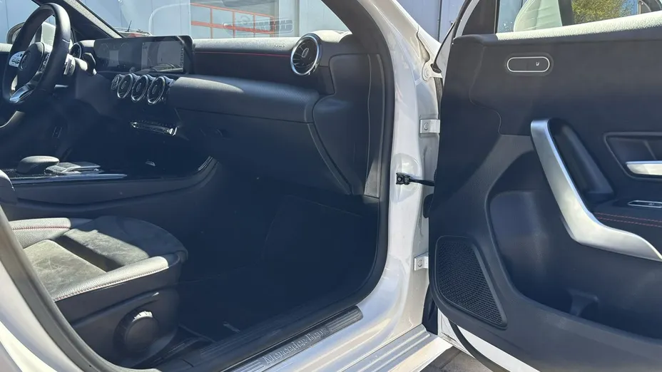 MERCEDES-BENZ A Klasa -