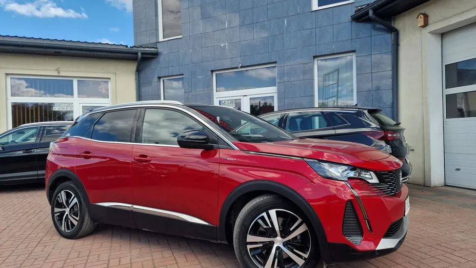 PEUGEOT 3008 -