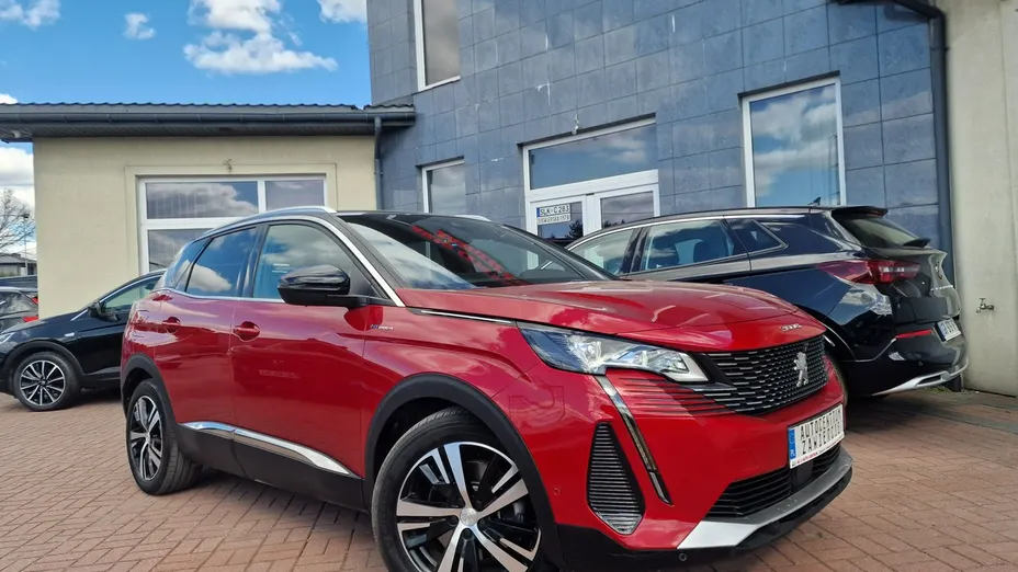 PEUGEOT 3008 -