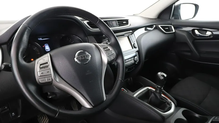 NISSAN Qashqai -
