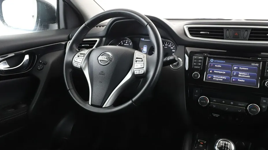 NISSAN Qashqai -