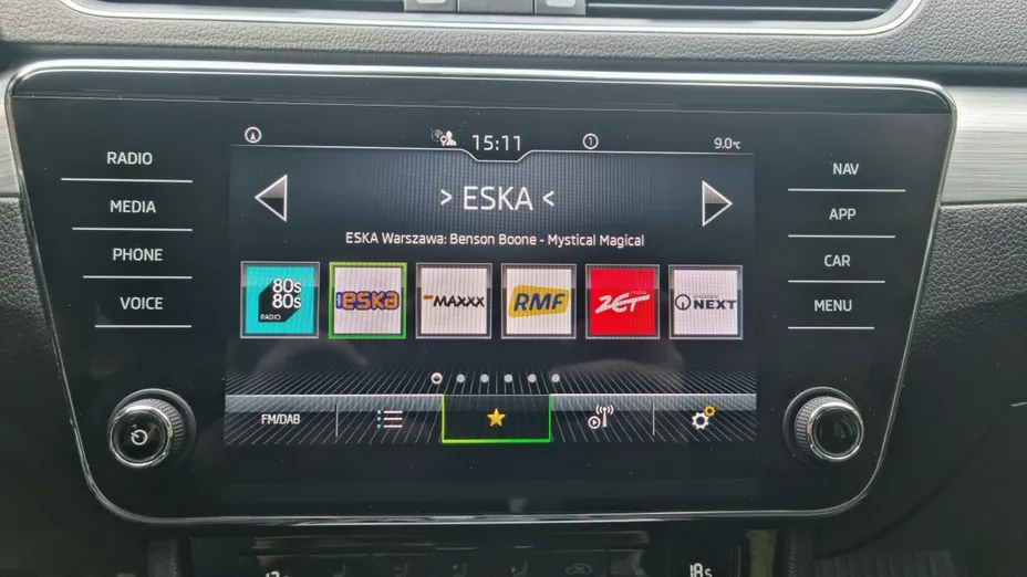 SKODA Superb -