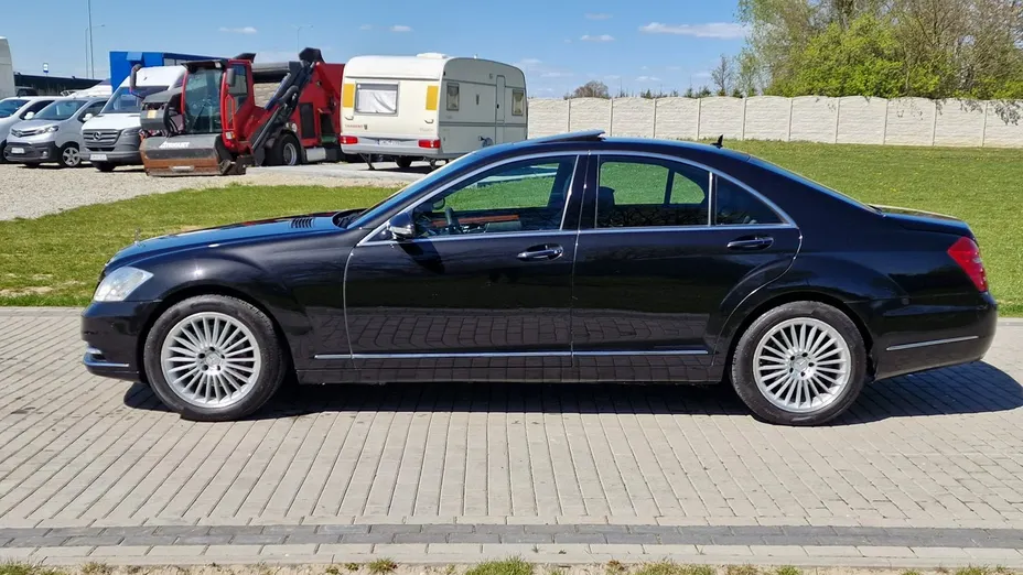 MERCEDES-BENZ S Klasa -