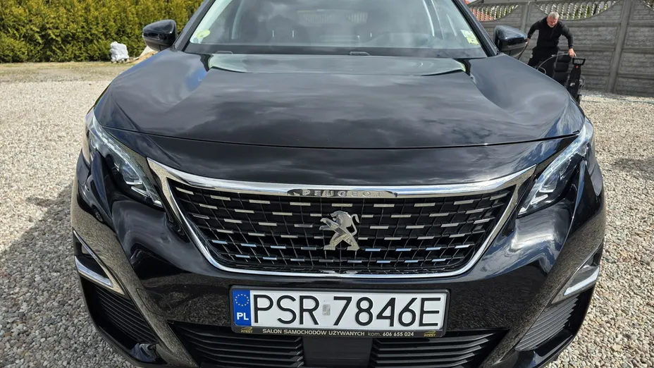 PEUGEOT 3008 -