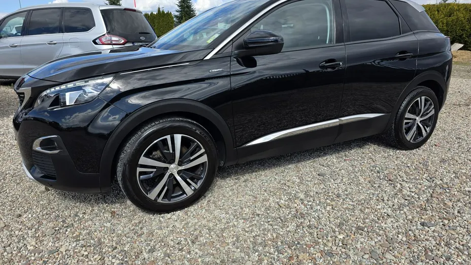 PEUGEOT 3008 -
