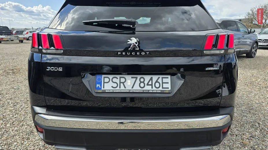 PEUGEOT 3008 -