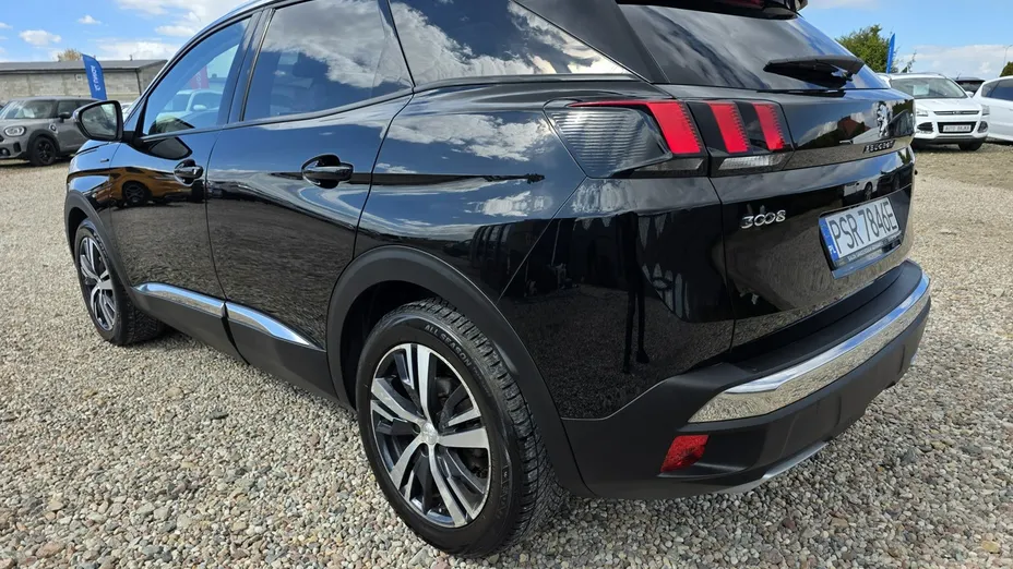 PEUGEOT 3008 -