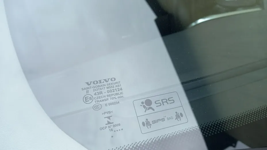 VOLVO XC60 -